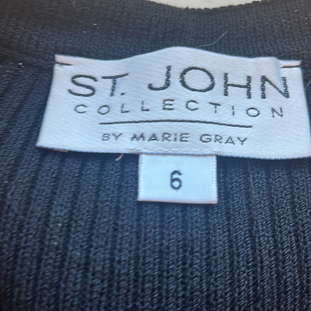 St John’s Women's Black Sweater
Good condition - Picture 4 of 5